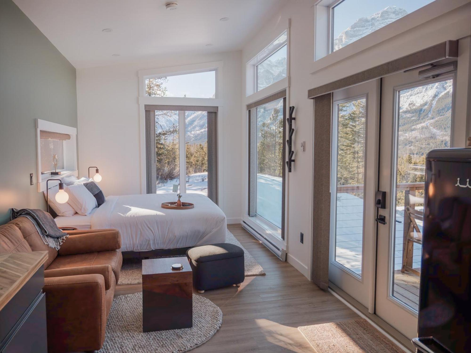 Skyridge Glamping Hotel Kananaskis Exterior photo